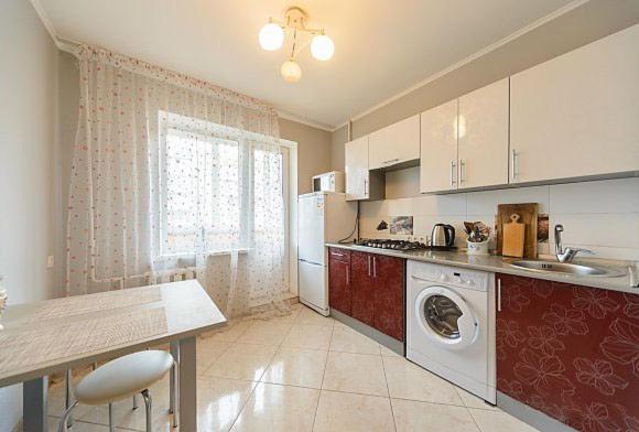 Апартаменты На Ул.Героев Днепра, Оболонь Kiev Ngoại thất bức ảnh
